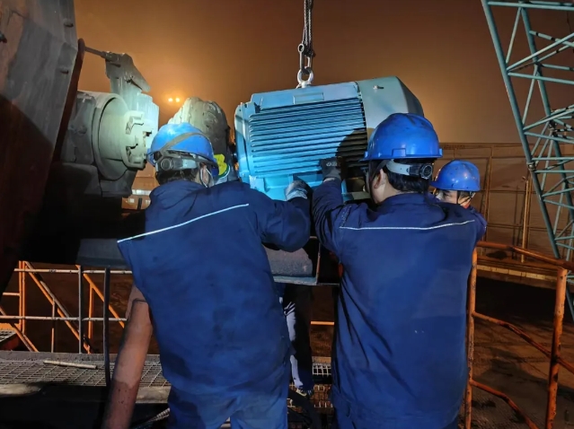 争分夺秒4小时！一场与时间赛跑的“抢修战”